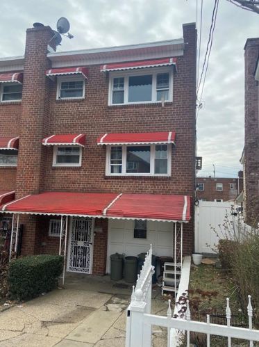 1228 224th St, Bronx, NY 10466-5806