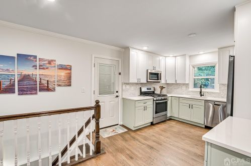 13 Van Buren Ave, Metuchen NJ  08840-1224 exterior