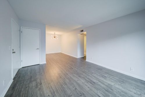 542 Arcadia Dr, Vacaville CA  95687-3354 exterior