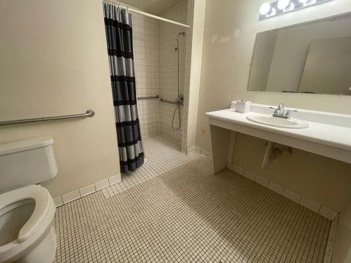 975 Boyce Rd, Bridgeville PA  15017-1502 exterior