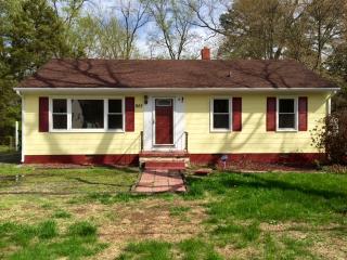 925 Barlen Dr, Richmond VA  23225-7305 exterior