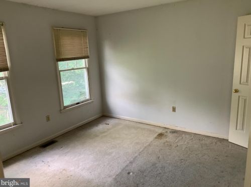 1706 Crossfield Dr, Lancaster PA 17603-6789 exterior