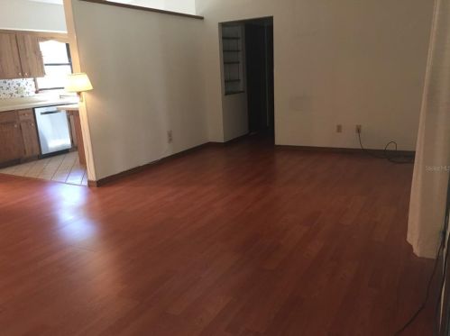 685 Thorpe Ave, Orange City, FL 32763-4933