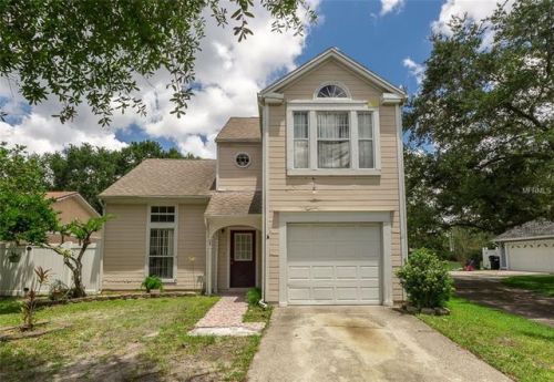 100 Aunt Polly Ct, Orlando, FL 32828-8910
