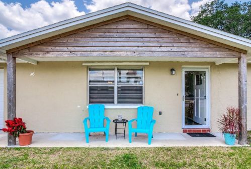 3547 Wilson Dr, Tarpon Springs, FL 34691-3650