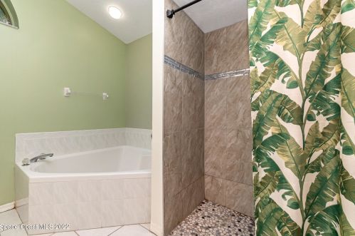 4660 Cinema St, Cocoa FL  32927-3017 exterior