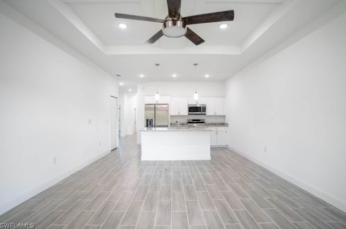 537 Nimitz Blvd, Lehigh Acres FL  33974-0733 exterior