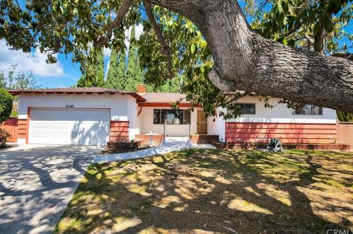 12106 Arkley Dr, Garden Grove, CA 92840-2802