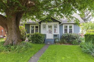 3019 Walnut St, Bellingham, WA 98225-1611
