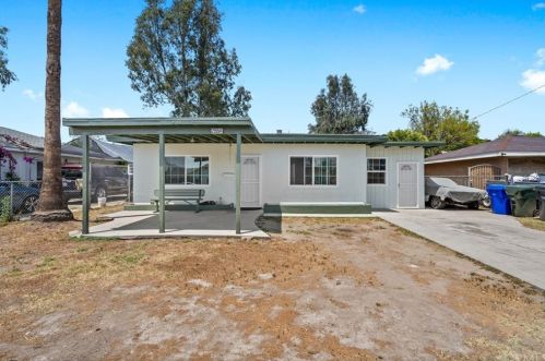 25554 Fisher St, San Bernardino, CA 92404-6418
