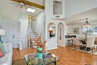 307 Crocus Ct, Encinitas CA  92024-1765 exterior