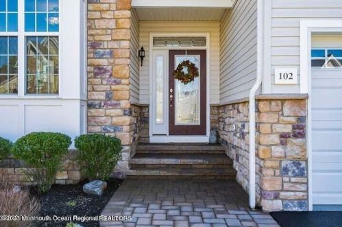 102 Ambermist Way, Lacey NJ  08731 exterior