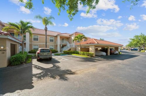 26780 Rosewood Pointe Ln, Bonita Springs, FL 34135-6585