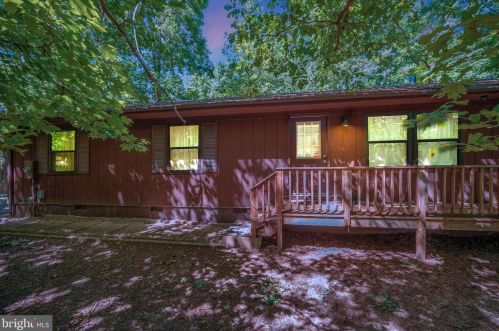 311 Fairway Dr, Locust Grove, VA 22508-5416