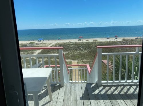 120 Gorrie Dr, Saint George Island FL  32328-2411 exterior