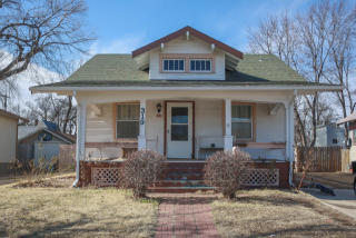 319 Champa St, Pratt, KS 67124-1816