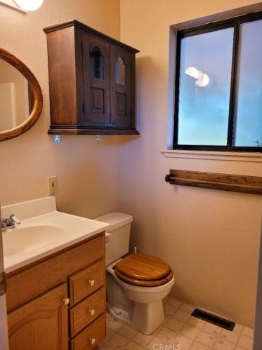 103 Tunis St, Lakeport CA  95453-4605 exterior