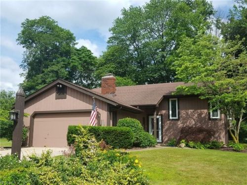 3020 Red Oak Dr, Perry, OH 44081-9521