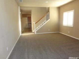 6904 Prelude Ln, Hughson, CA 95326-9139