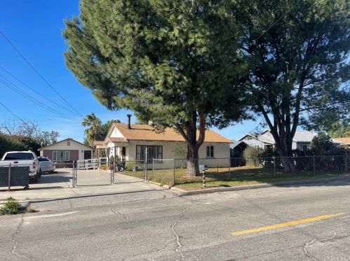 3052 June St, San Bernardino, CA 92407-6320