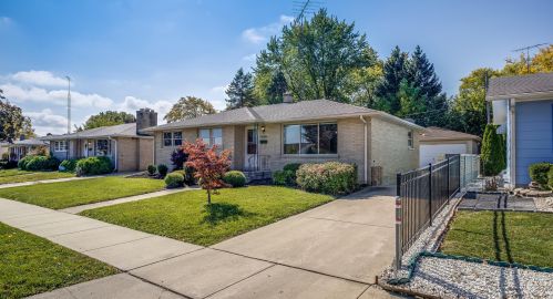 7834 47th Ave, Kenosha, WI 53142-4210