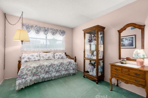 16457 Heathfield Dr, Whittier CA  90603-3203 exterior