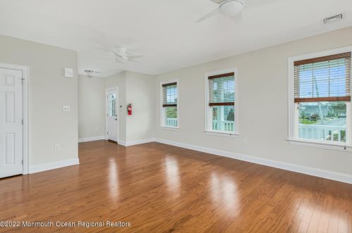 32 Grant Ave, Locust NJ  07760-2027 exterior