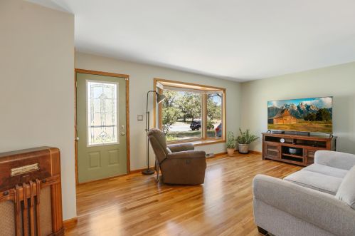 224 105th Ln, Minneapolis, MN 55448-5053