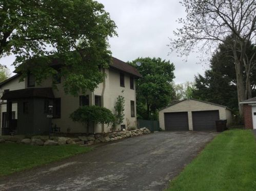 171 Oakdale Ave, Hermitage, PA 16148-1832