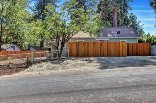 516 Packard Dr, Grass Valley CA  95945-7023 exterior
