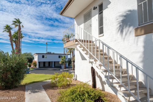 1776 Los Lagos Dr, Lake Havasu City AZ  86403-6623 exterior