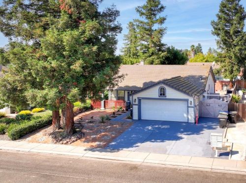 5409 Farmhouse Ct, Salida, CA 95368-9005