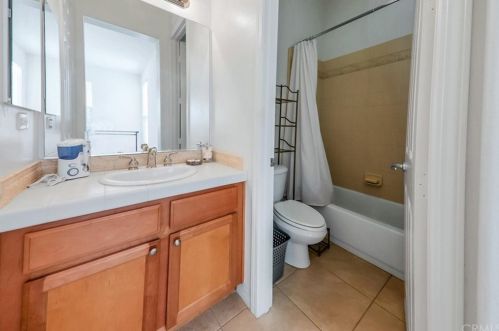 9 Loch Ness Lake Ct, Rancho Mirage CA  92270-5811 exterior