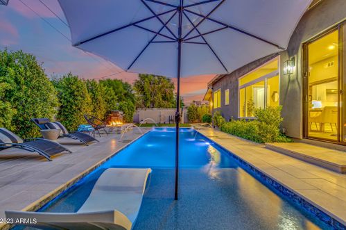 8620 Plz Ave, Scottsdale AZ 85250-6710 exterior