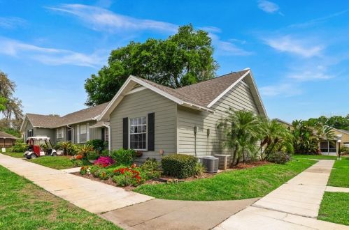1126 Villa Ln, Apopka, FL 32712-2171