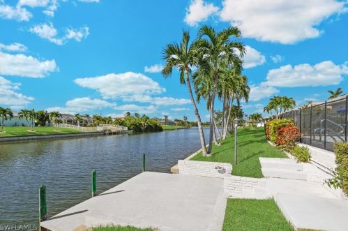 1414 6 Ave, Cape Coral FL  33909-0013 exterior