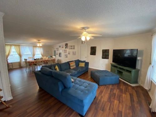 20 Capehart Dr, Beaufort, SC 29906-8554