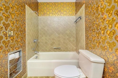 192 Boca Ciega Pt Blvd, Saint Petersburg FL  33708-2738 exterior