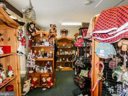 500 Tansboro Rd, Berlin Boro NJ  08009-9009 exterior