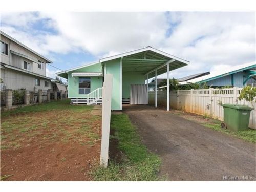 66-882 Wanini St, Waialua, HI 96791