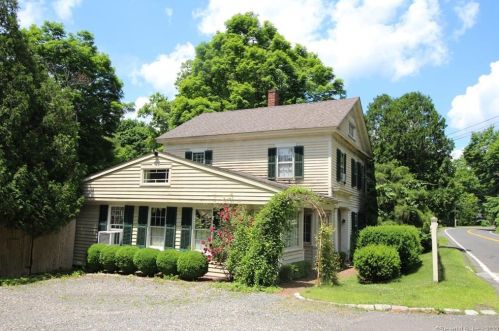 163 Washington Rd, Woodbury, CT 06798-2806