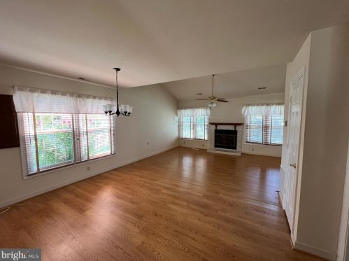 11485 Charleston Ct, Fredericksburg VA  22407-9101 exterior