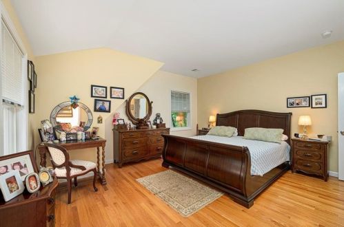 434 Quidnessett Rd, North Kingstown RI  02852-1500 exterior