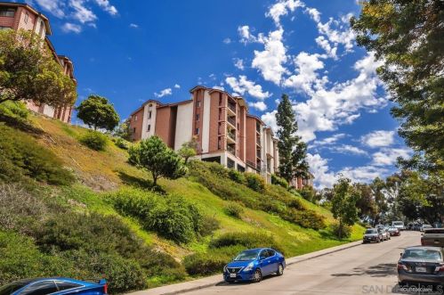 3955 Faircross Pl, San Diego CA 92115-6568 exterior