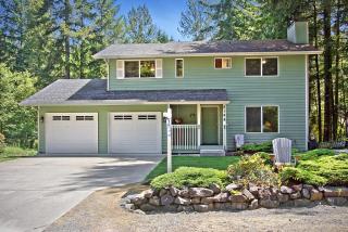 8148 Run Dr, Olympia, WA 98513-5532