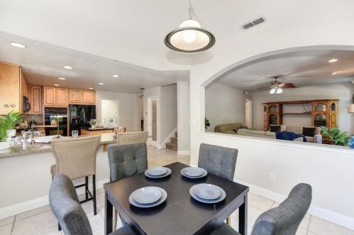 648 Henry St, Folsom CA  95630-7737 exterior