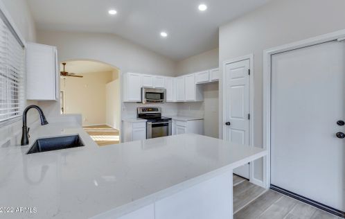 3271 Woodside Way, Gilbert AZ 85297-9315 exterior