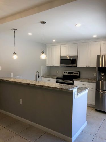 188 Charter Way, West Palm Beach, FL 33407-6635