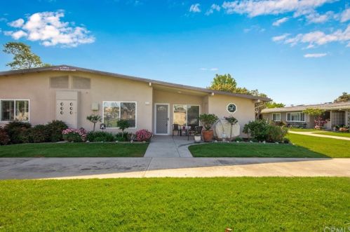 13151 Shawnee Ln, Seal Beach, CA 90740-7214