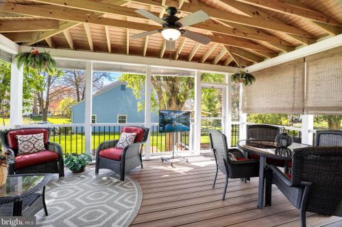 13601 Brass Harness Ct, Herndon VA  20171-3364 exterior